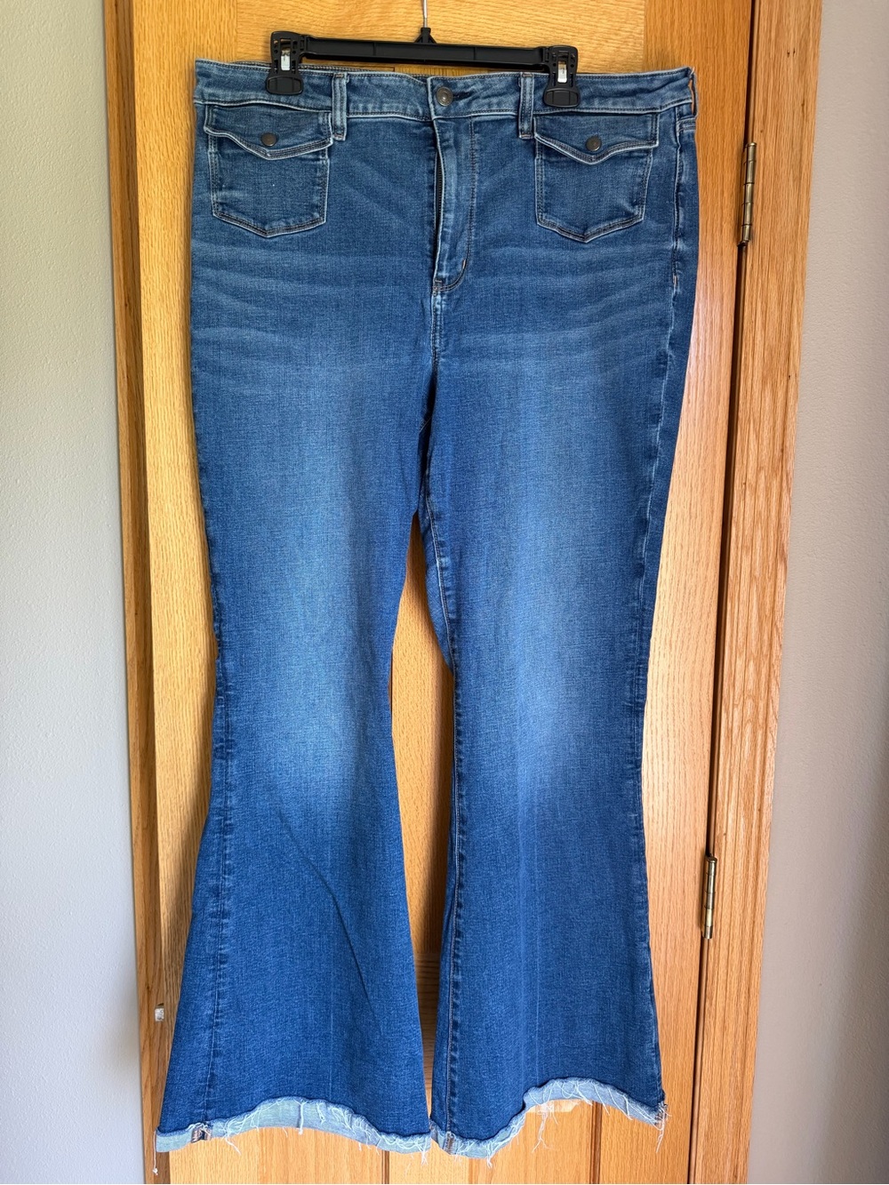 American Eagle Ne(x)t Level Stretch Super High Rise Flare Jeans 18 Regular